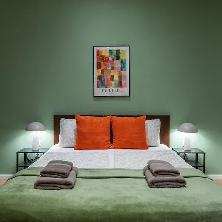 Апартаменты Holidays *